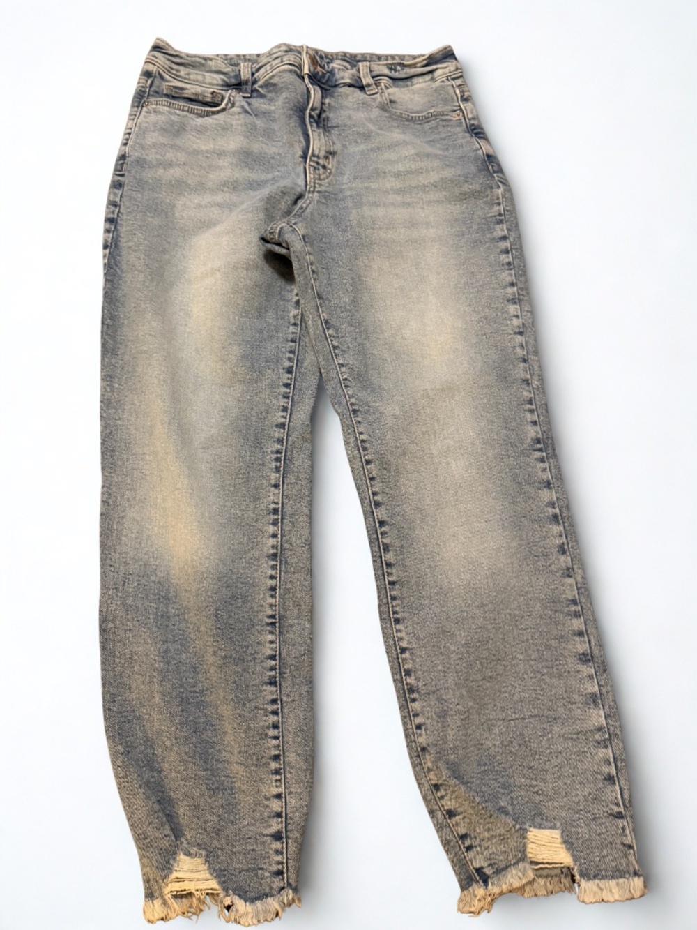 Time and Tru Women’s Size 10 High Rise Straight Jeans Distressed Raw Frayed Hem